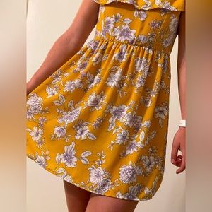 Floral, mustard dress!